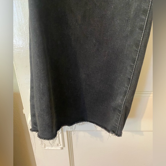 AE Next Level High-Waisted Kick Bootcut Crop Jean - Picture 9 of 11